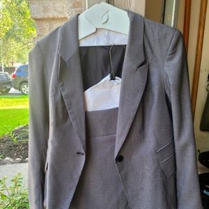 Black and white two piece suit. NY&Co size 10.